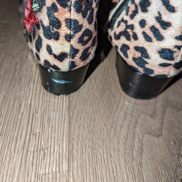 Girl's booties  - Picture 7 of 8